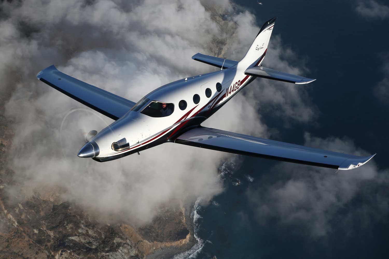 Epic E1000 makes first flight FLYER