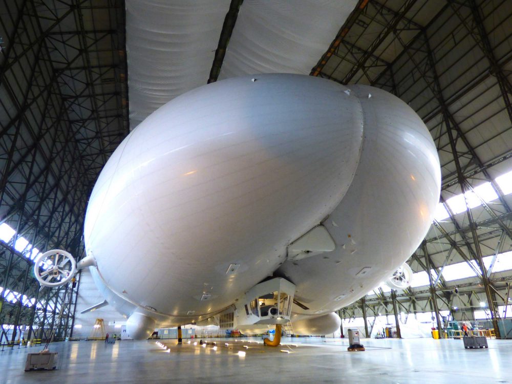 Airlander airship