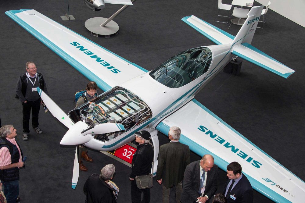 Extra Siemens electric aircraft