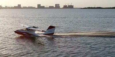 Oxai Amphibious aircraft