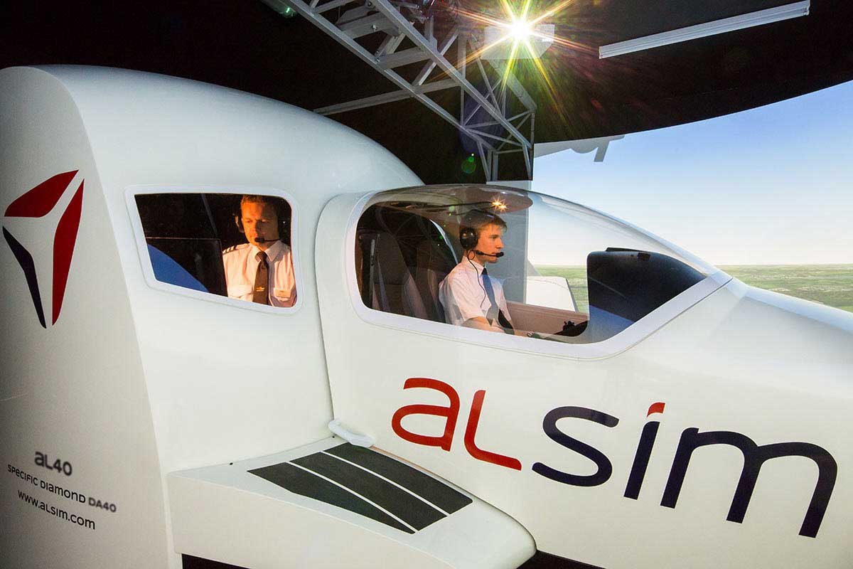 Alsim launches new Airliner jet flight simulator - Pilot Career News :  Pilot Career News