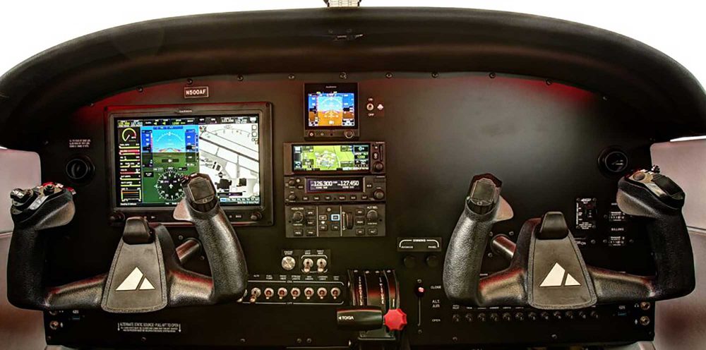 Piper debuts Pilot 100i trainer at Sun n’ Fun : : FLYER