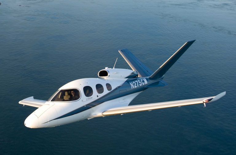 Cirrus reveals G2+ Vision Jet with extra takeoff power : : FLYER