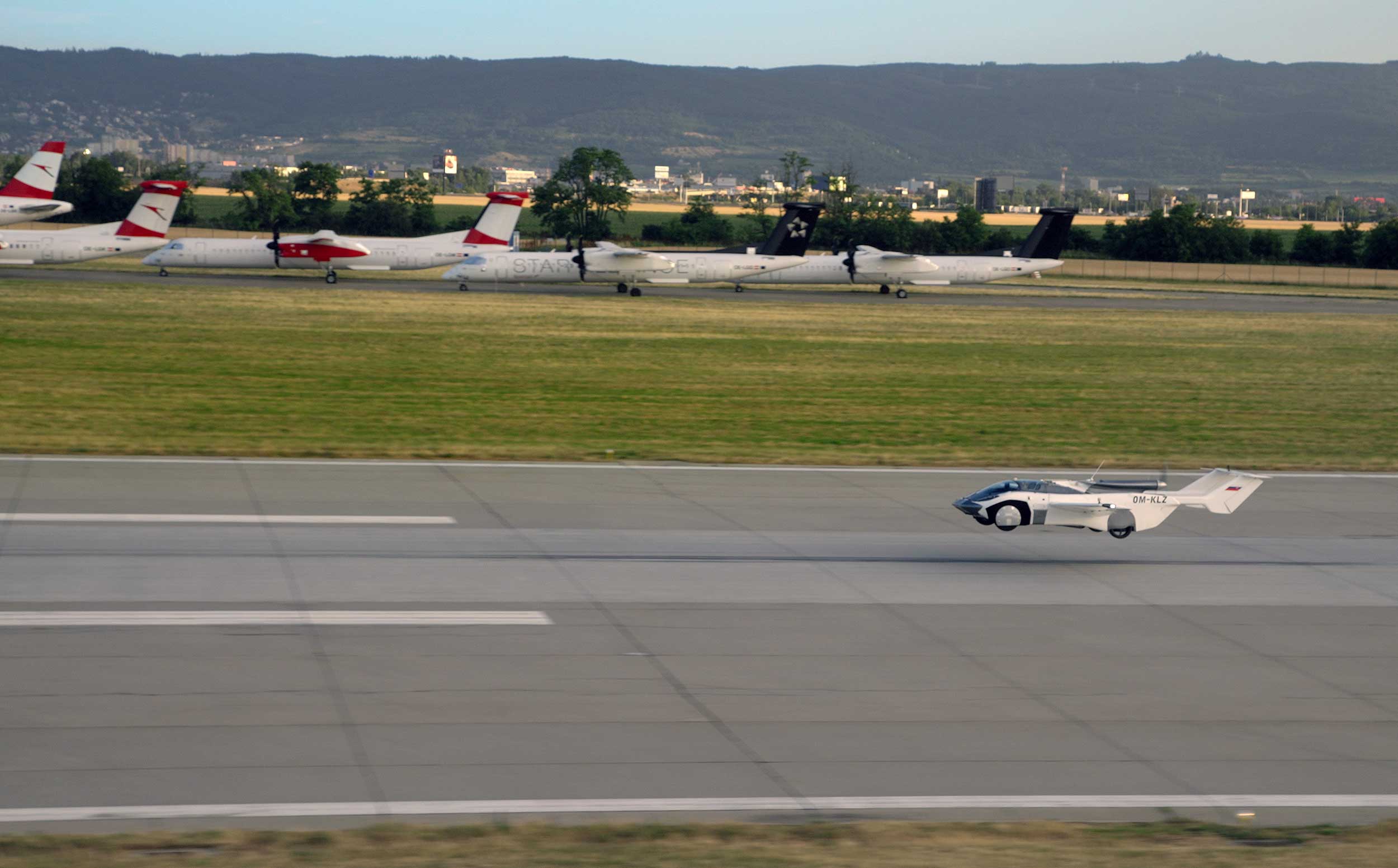 Klein Vision AIRCAR Flying car