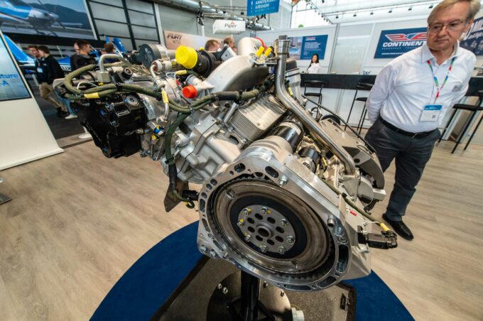 Continental launches turbodiesel engine for helicopters : : FLYER