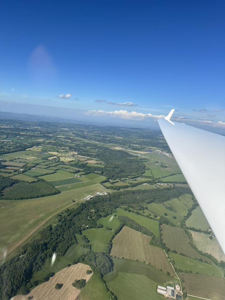 A nice bit of gliding in a DG 505.