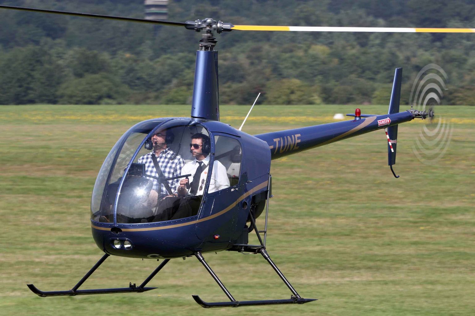 Learn to fly How much does a helicopter licence cost? FLYER