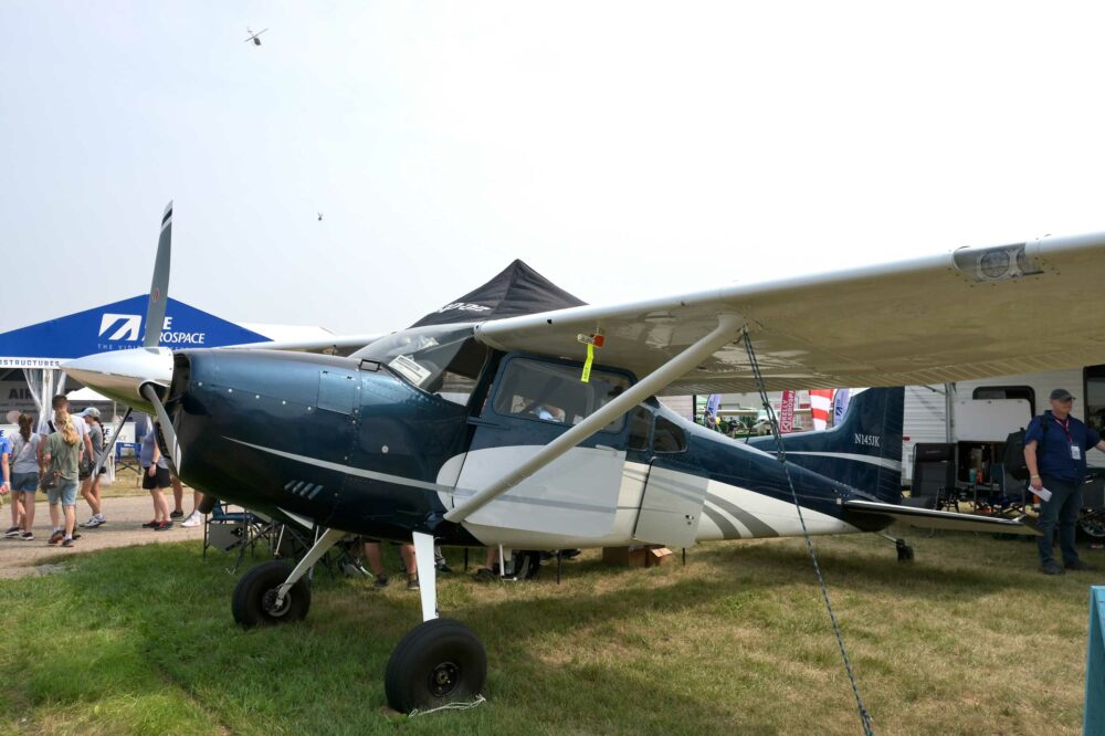 Cessna 180 restomod