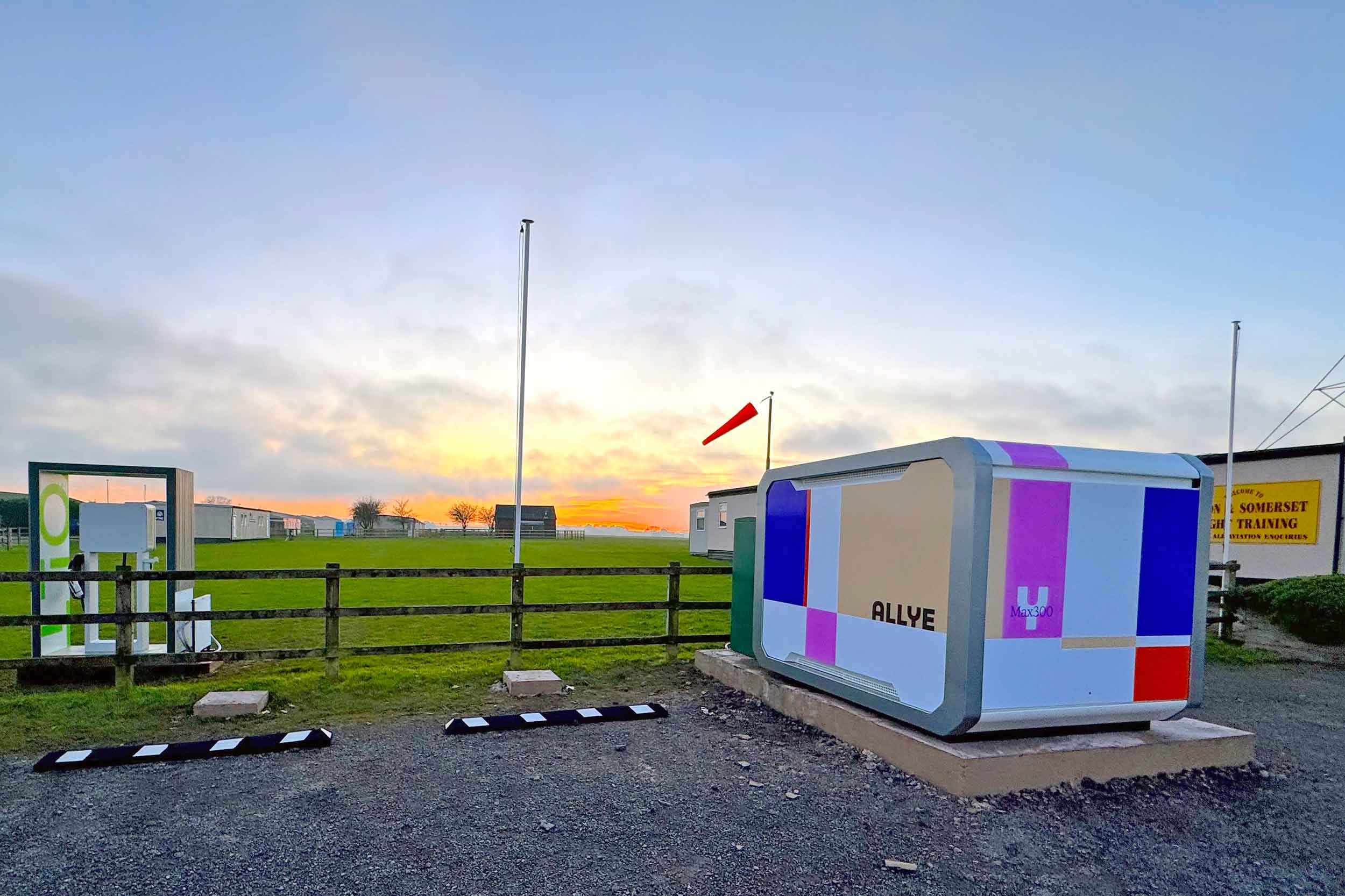 Many airfields are in rural locations with an insufficient grid connection. Dunkeswell is the first airfield to have the Allye battery system to overcome the issue