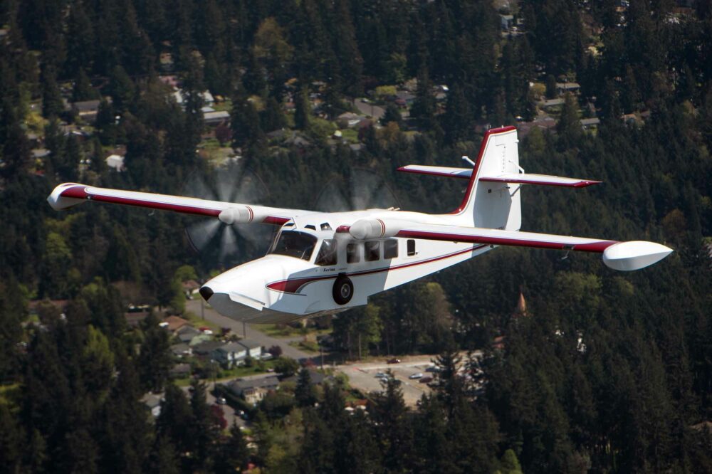 Maxwell's electric M1 Grumman Mallard in flight. Images: Maxwell