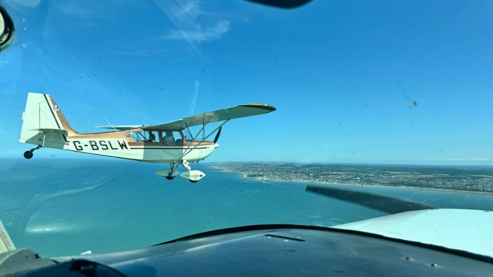 Andy Hogan flying the Invicta Aero Club Citabria and C152 Aeroba