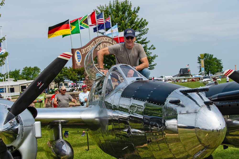 William Presler and the two-thirds scale P-38 Lightning