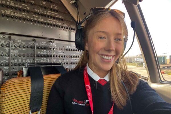 Zoe Burnett achieved her PPL(A) at 17 with the Air bp scholarship and is now flying an Airbus A330