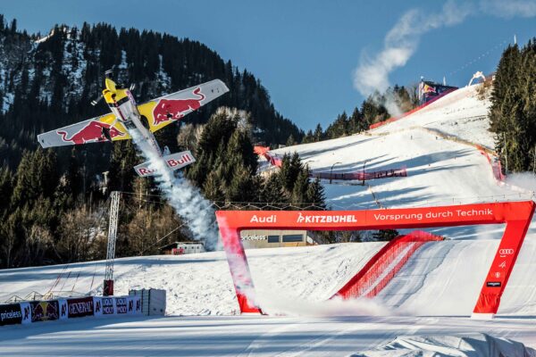 Dario Costa Red BUll pilot flying the Hahnenkamm ski course