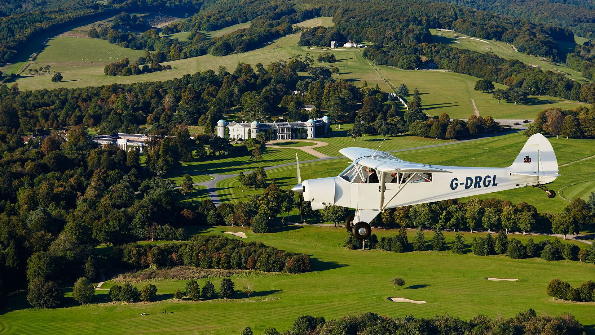 Goodwood Piper Super Cub is also available for one of the scholarships