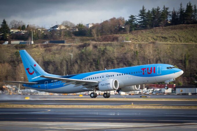 TUI launches 2025 fully funded pilot training : : FLYER