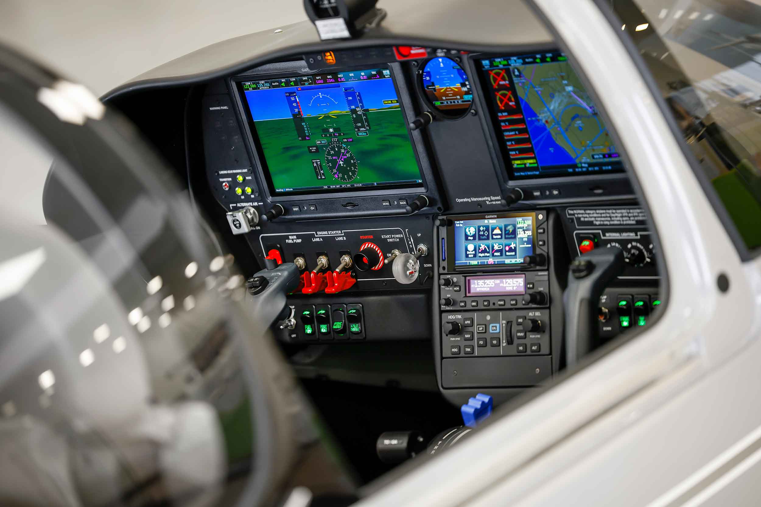 Instrument panel of the Tecnam P-Mentor. Photo: Tecnam