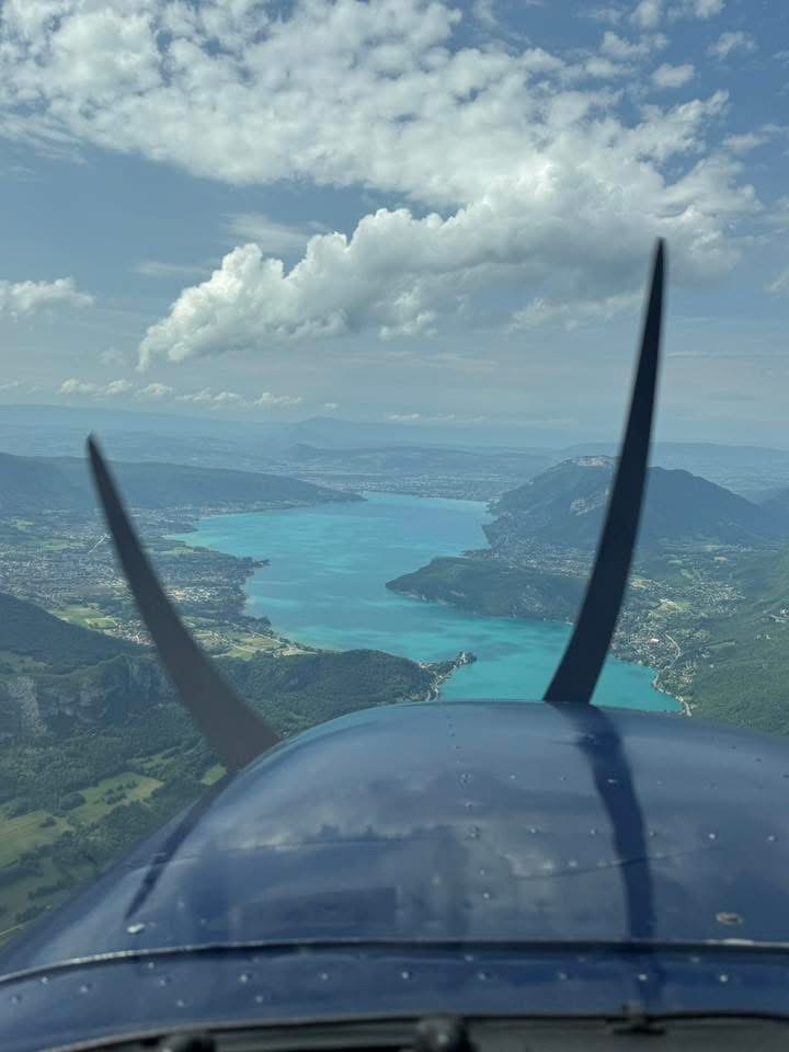 Approach to Annecy over the lake.