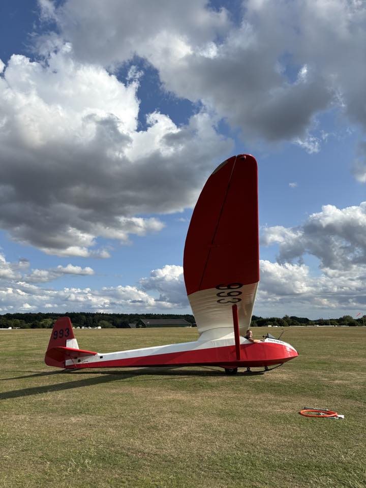 A lovely opportunity to fly in this T21