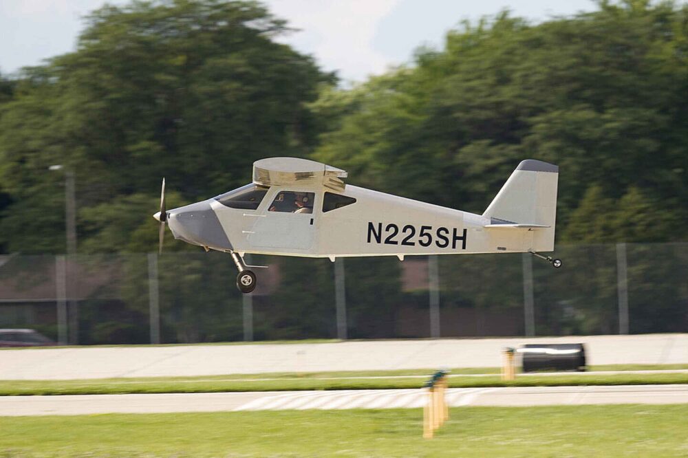 First flight for the Sonex Highwing. Previously the US company has made low wing aircraft. Photo: Sonex