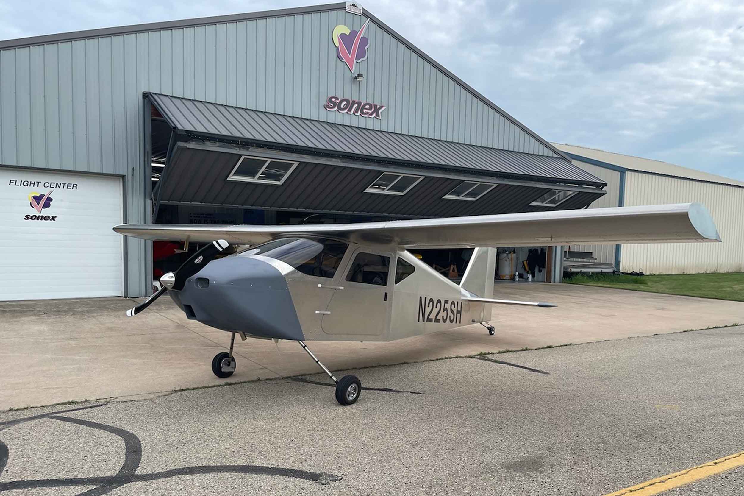 Sonex Highwing outside the Oshkosh hangar. Photo: Sonex