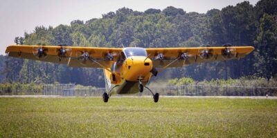 Electra's hybrid-power aircraft demonstrates a short take-off. Photos: Electra