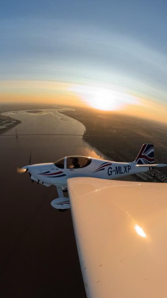Sunset flight over the Humber