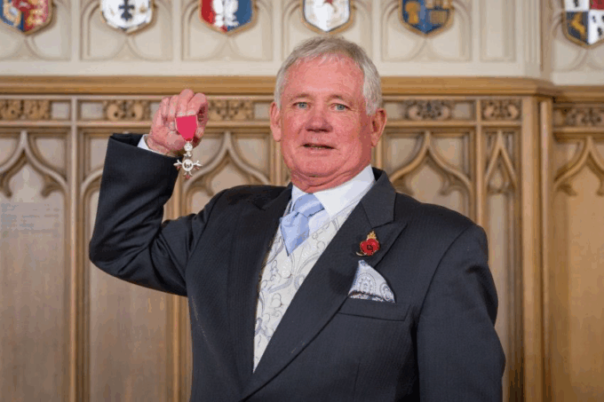 Tom Dunn