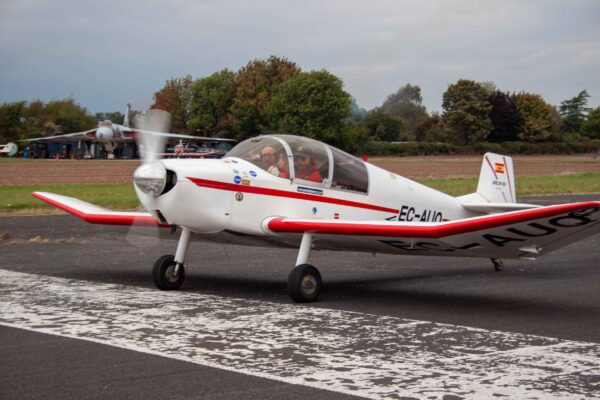 Competitors even came from Spain in a Jodel D.150