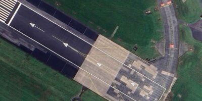 Where to 'hold short'? Image: Google Earth