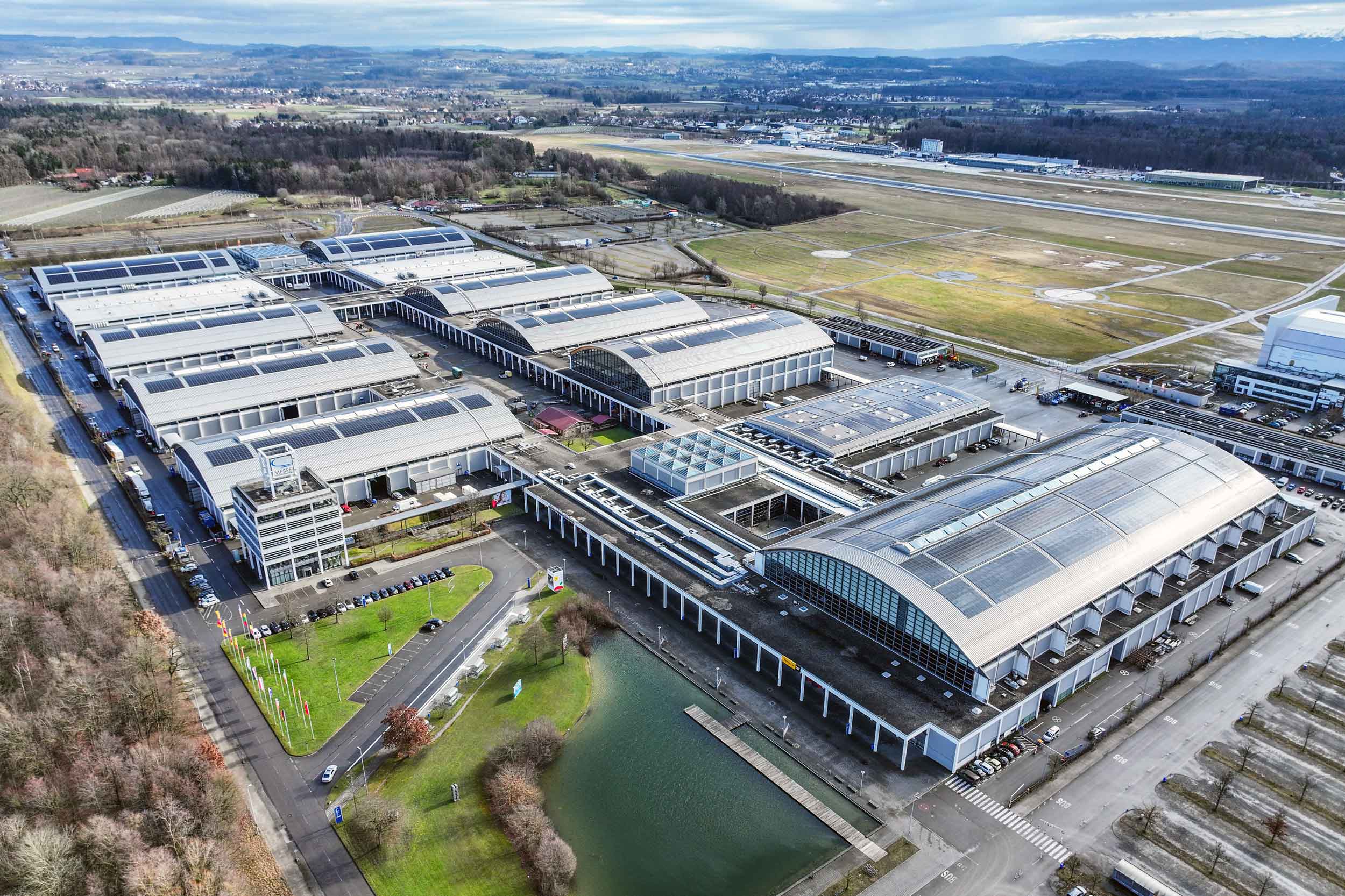 How's this for a solar panel? The halls of Messe Friedrichshafen have been covered in PV solar devices. Image: AERO