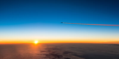 A Boeing 787 with a perfect lit contrail, somwhere over France.