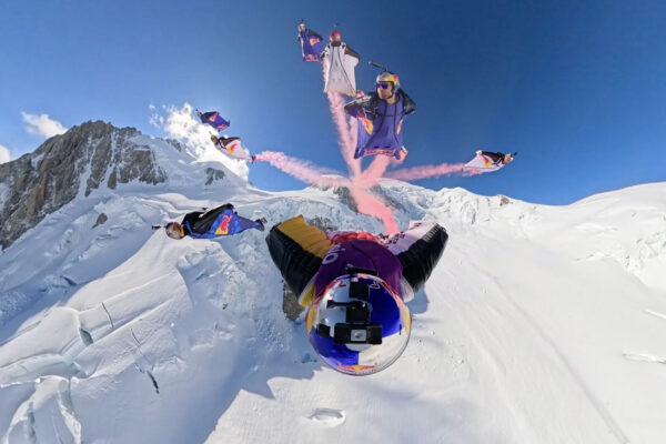 wingsuit pilots